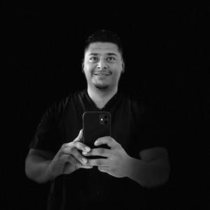 Meet your Posher, Manuel